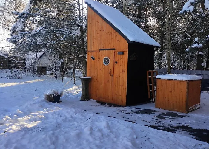 Дом отдыха Slusarnia-domek Z Sauna I Balia Nad Jeziorem, Kaszuby
